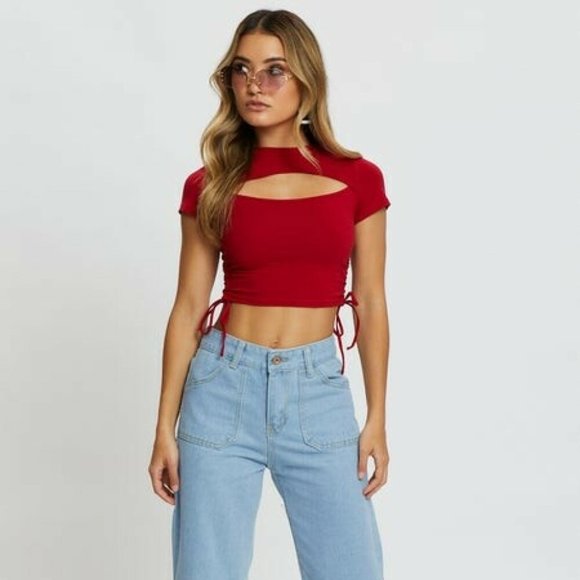 Minx & Moss Tops - Red 90s Cut Out Crop Top Tee T-Shirt NWT
